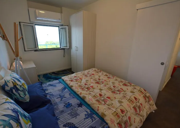 With Marvellous Sea View Линьяно-Саббьядоро